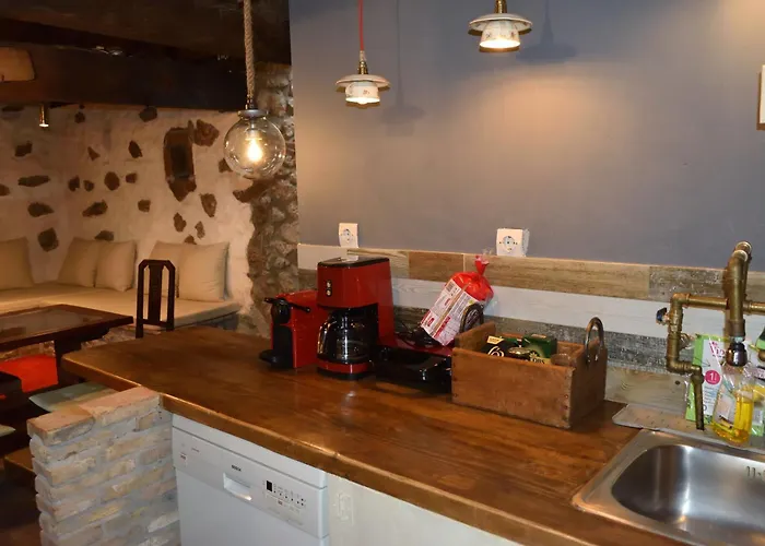 μικρή πέτρινη μεζονέτα 2 Tatil Evi *